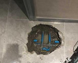 修武阳台漏水维修公司分享下暖气管道漏水的原因有哪些